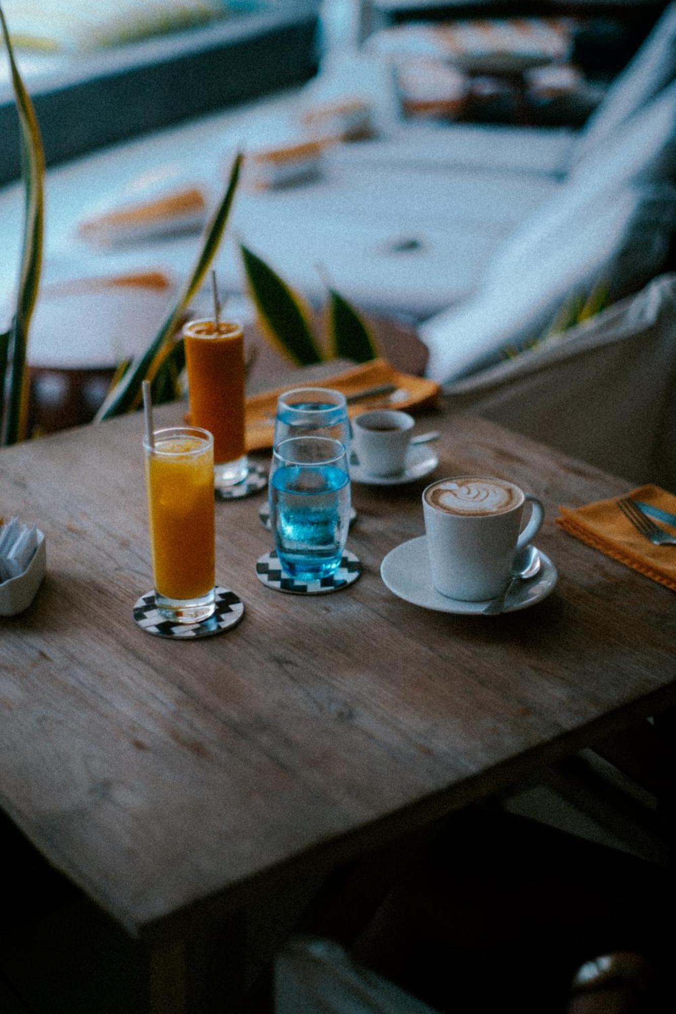 Bombora Medewi Hotel Пулукан Екстериор снимка