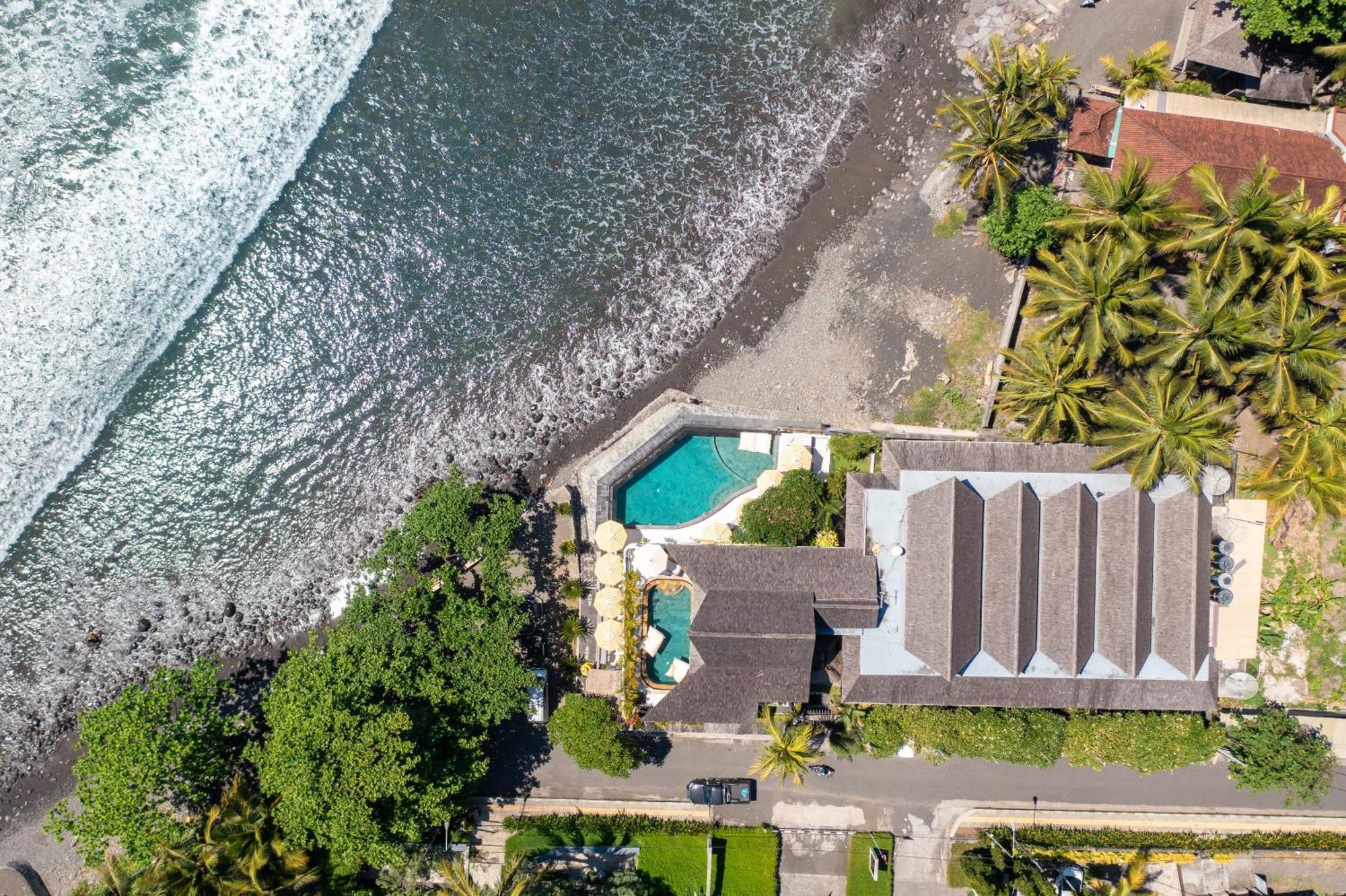 Bombora Medewi Hotel Пулукан Екстериор снимка